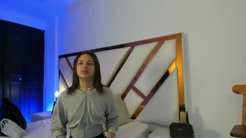 Aron cruz  online show from May 19, 2026, 12:55 pm