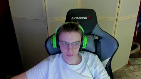 biggest penis  online show from December 15, 2024, 3:45 am