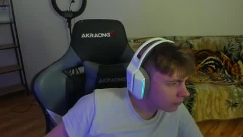 Snapshot of aron_neall chatting on July 3, 2026, 12:22 pm biggest penis online show from July 3, 2026, 12:22 pm