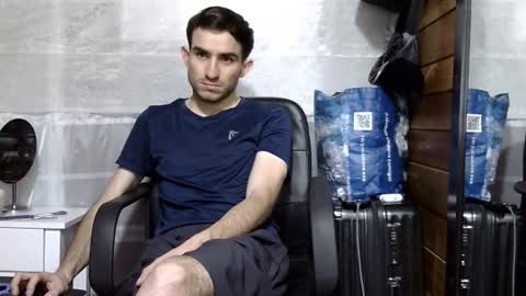 Aron G Franco online show from November 27, 2025, 4:14 am