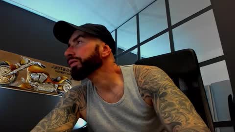 AronGrant online show from March 22, 2026, 9:23 am