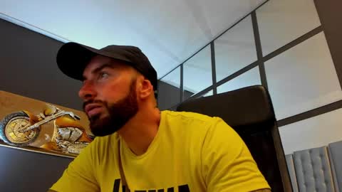 Snapshot of arongrant chatting on May 29, 2026, 8:56 am AronGrant online show from May 29, 2026, 8:56 am