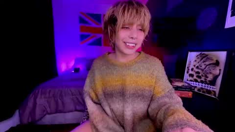 Aaron  online show from July 29, 2026, 6:33 am
