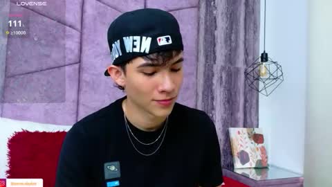 Arontawers online show from May 12, 2026, 9:01 pm