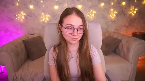 arrinawair online show from March 11, 2026, 7:25 am