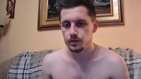 arromwilliam90 online show from March 8, 2026, 5:39 pm