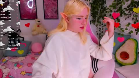 art_lovee_ online show from February 27, 2026, 1:49 am