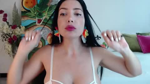 Snapshot of art_soul chatting on May 1, 2026, 10:58 pm art_soul online show from May 1, 2026, 10:58 pm
