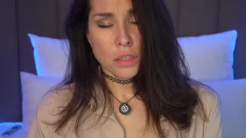 Adele online show from February 3, 2025, 6:45 am