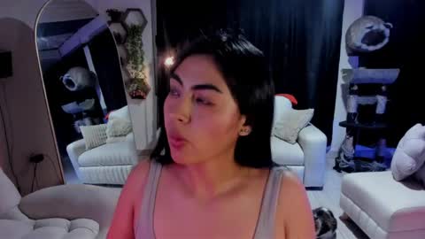 Snapshot of artemis_020 chatting on May 24, 2026, 4:17 am FENIX online show from May 24, 2026, 4:17 am