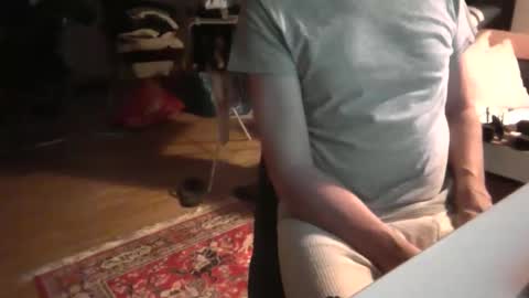 artesian99 online show from December 17, 2025, 6:03 pm