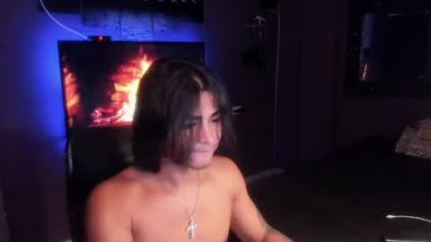 Snapshot of arthur_hunter chatting on August 5, 2026, 10:33 pm I AM HERE online show from August 5, 2026, 10:33 pm