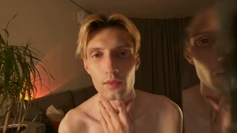 Snapshot of artkita chatting on July 23, 2026, 1:58 am Kita online show from July 23, 2026, 1:58 am