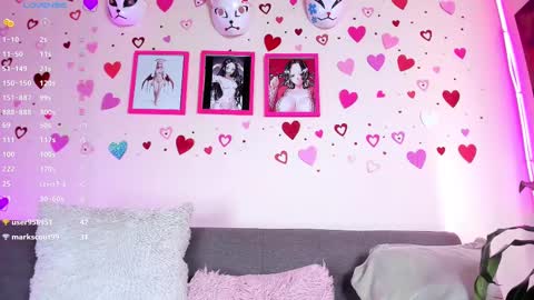 MIA OF artmiajoy online show from March 3, 2025, 8:32 pm