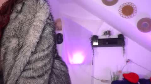 Amalia online show from October 28, 2025, 3:43 am