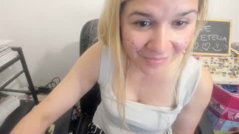 MIA online show from July 26, 2026, 10:27 pm