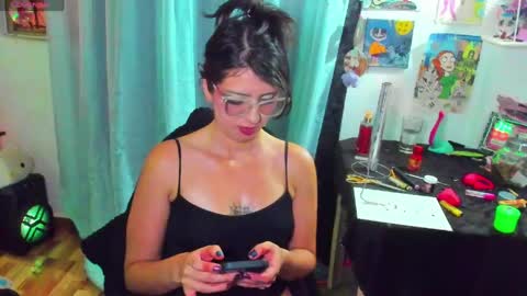 Isabella Cherry online show from May 28, 2026, 4:54 am