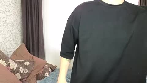 Snapshot of artycropp chatting on December 4, 2024, 10:57 am Archie online show from December 4, 2024, 10:57 am