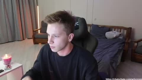 Snapshot of artycropp chatting on February 19, 2025, 5:06 pm Archie online show from February 19, 2025, 5:06 pm