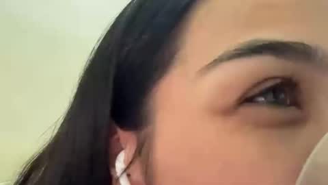 Amina online show from February 25, 2026, 6:39 pm