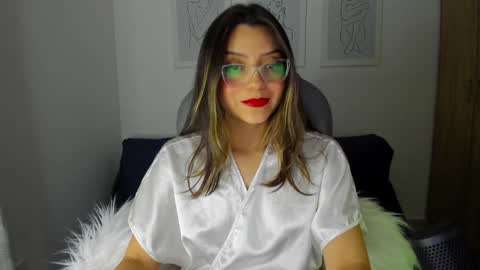 Snapshot of ary_cam230 chatting on December 26, 2024, 12:57 am Zahaara online show from December 26, 2024, 12:57 am