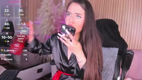 Snapshot of ary_cooper_ chatting on December 30, 2024, 5:13 pm Ary Cooper online show from December 30, 2024, 5:13 pm