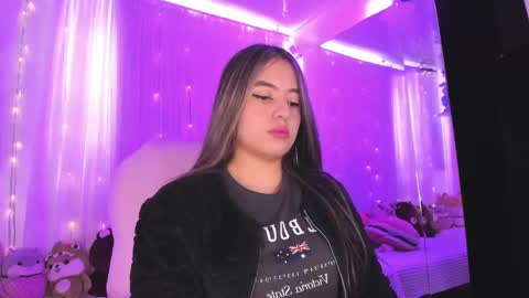 Snapshot of ary_cooper_ chatting on December 31, 2024, 2:14 pm Ary Cooper online show from December 31, 2024, 2:14 pm