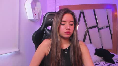 Snapshot of ary_cooper_ chatting on October 28, 2025, 1:58 pm Ary Cooper online show from October 28, 2025, 1:58 pm