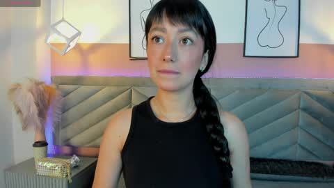 Snapshot of ary_thompson_ chatting on April 26, 2026, 12:03 pm ARY THOMPSON online show from April 26, 2026, 12:03 pm