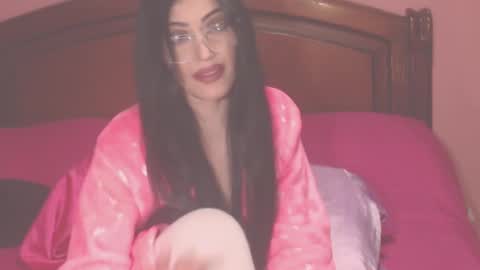 Snapshot of ary_z chatting on March 10, 2025, 5:00 am Ary online show from March 10, 2025, 5:00 am