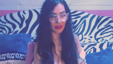 Snapshot of ary_z chatting on November 15, 2025, 11:43 pm Ary online show from November 15, 2025, 11:43 pm