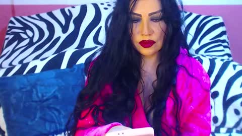 Snapshot of ary_z chatting on February 5, 2026, 9:52 pm Ary online show from February 5, 2026, 9:52 pm