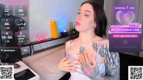 Snapshot of arya_deepthroat_queen chatting on December 7, 2024, 2:46 pm Arya Fn Talented Arya online show from December 7, 2024, 2:46 pm