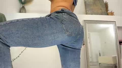 Snapshot of arya_lexa chatting on October 16, 2025, 7:04 pm Arya online show from October 16, 2025, 7:04 pm