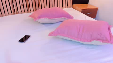 Ana online show from January 14, 2025, 5:23 pm