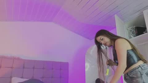 Snapshot of arycooper_ chatting on May 2, 2026, 12:10 pm arycooper_ online show from May 2, 2026, 12:10 pm