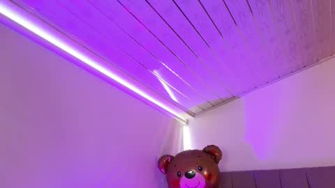 arycooper_ online show from July 28, 2026, 11:39 am