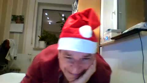 Snapshot of as660660 chatting on December 20, 2025, 10:50 pm as660660 online show from December 20, 2025, 10:50 pm