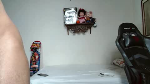 Snapshot of ash_wingrant chatting on February 21, 2025, 4:18 am ash_wingrant online show from February 21, 2025, 4:18 am