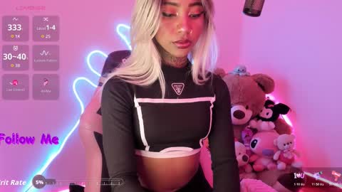 AshantiINDEPENDENT MODEL online show from January 13, 2026, 10:26 pm