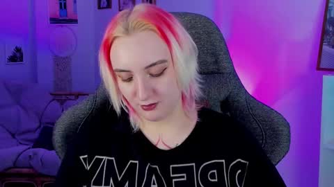 Snapshot of asheluck chatting on February 12, 2025, 11:51 pm AshleyAshe online show from February 12, 2025, 11:51 pm