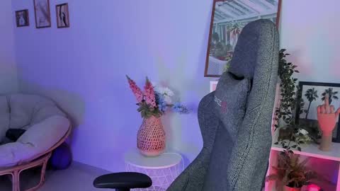 Snapshot of asheluck chatting on March 2, 2025, 1:58 am AshleyAshe online show from March 2, 2025, 1:58 am