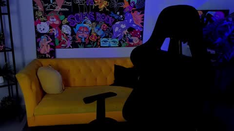 Snapshot of asheluck chatting on March 7, 2025, 2:04 am AshleyAshe online show from March 7, 2025, 2:04 am