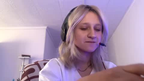 July online show from December 1, 2025, 7:57 am