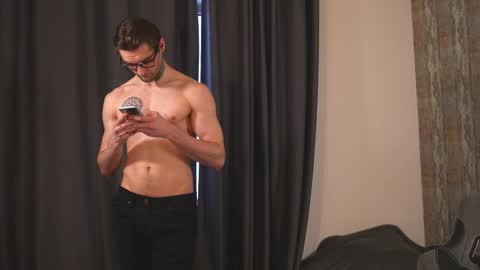 Jerk Machine online show from April 15, 2026, 2:35 pm