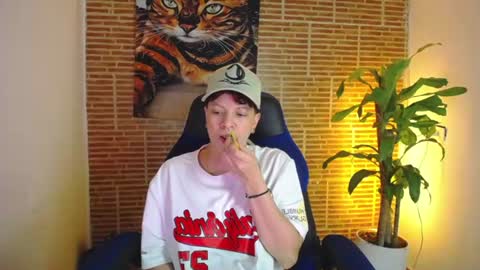 Snapshot of asher_addams__ chatting on July 23, 2026, 4:10 am asher_addams__ online show from July 23, 2026, 4:10 am