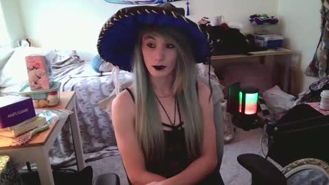 Snapshot of ashethegengar chatting on December 2, 2025, 7:53 pm Ashley Scarlett online show from December 2, 2025, 7:53 pm