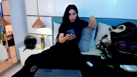 Snapshot of ashkoreh chatting on April 21, 2026, 5:17 pm Ashkoreh online show from April 21, 2026, 5:17 pm