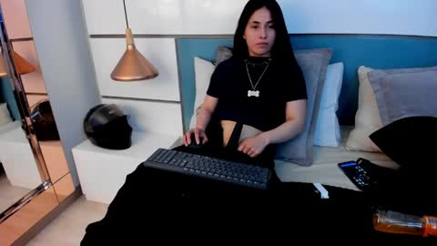 Snapshot of ashkoreh chatting on May 20, 2026, 9:10 pm Ashkoreh online show from May 20, 2026, 9:10 pm