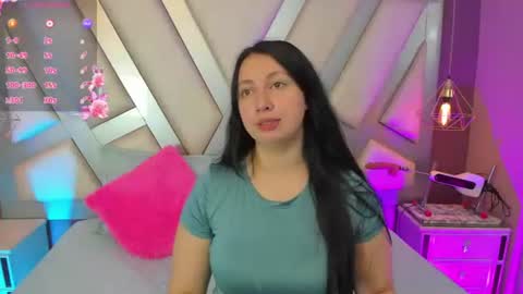 Snapshot of ashleey_bell_ chatting on June 16, 2026, 1:03 pm Ashley online show from June 16, 2026, 1:03 pm
